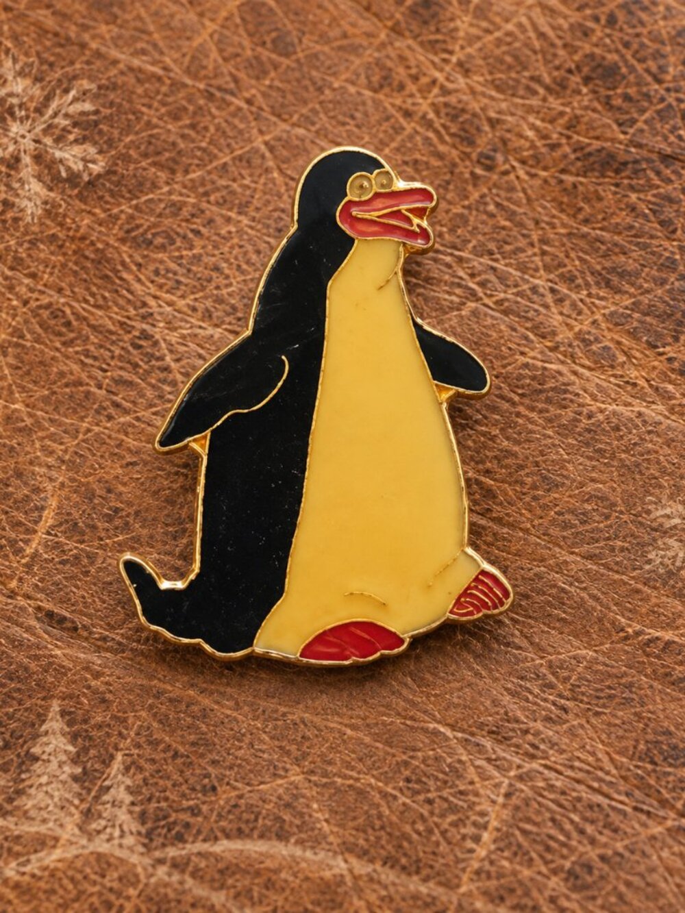 Penguin Aquatic Black And White Seabird Vintage Lapel Pin Bird Tie Tack